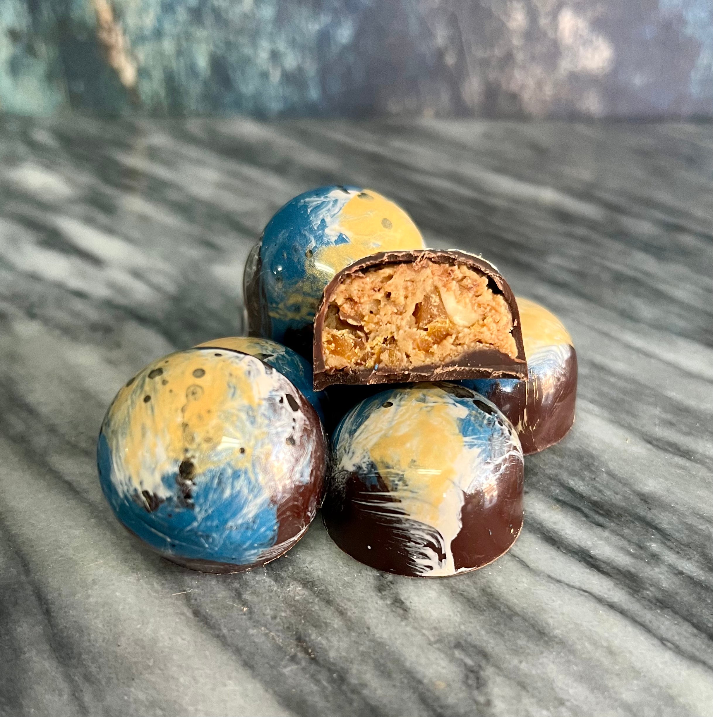 24 Piece Chocolate Assortment Box - Bonbons, Caramels, and Toffee