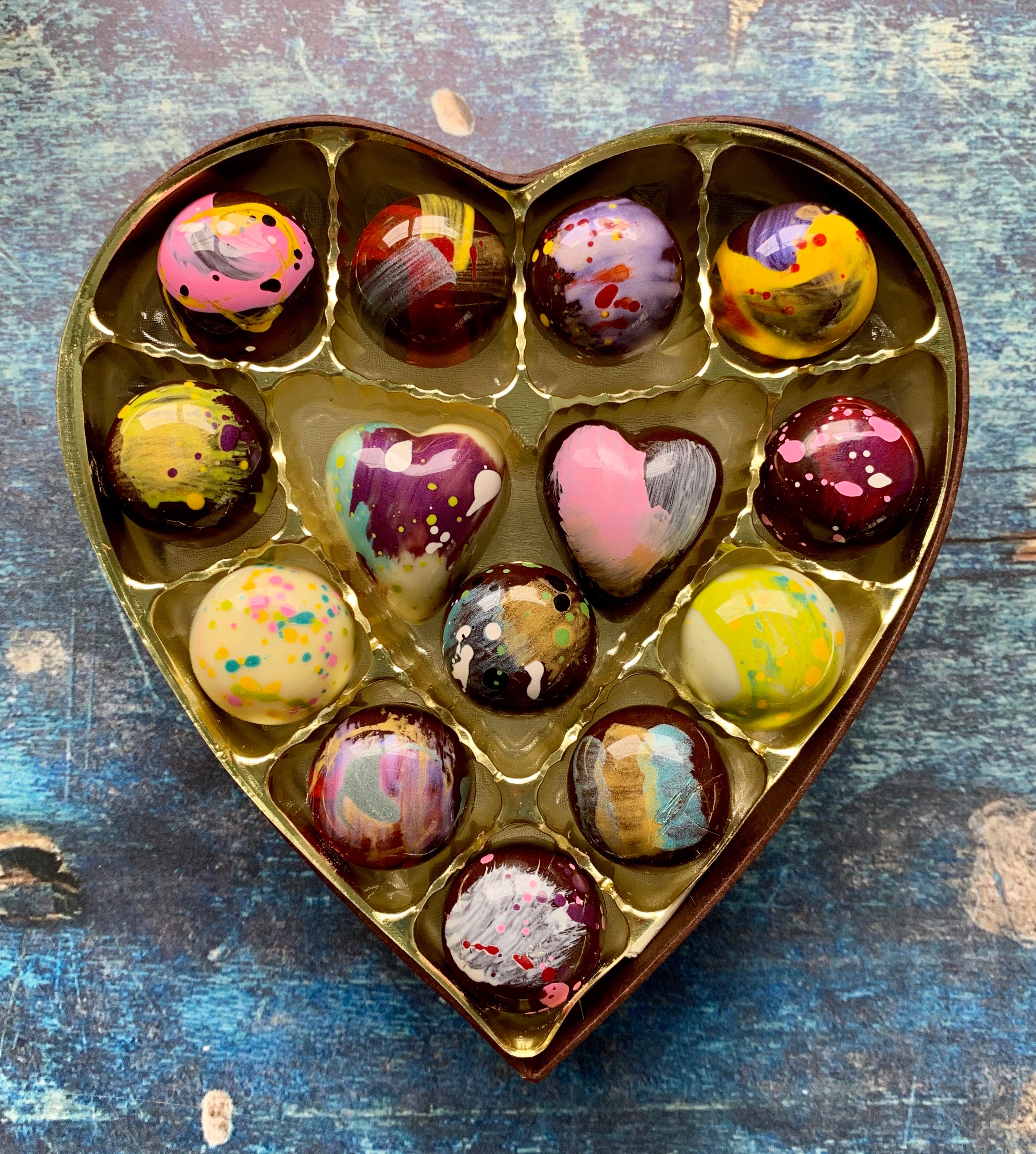 14 Piece Bonbon Heart Shaped Box for Valentine's Day